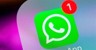 Snapchat dan WhatsApp - Dua Aplikasi Berbeda, Satu Tujuan